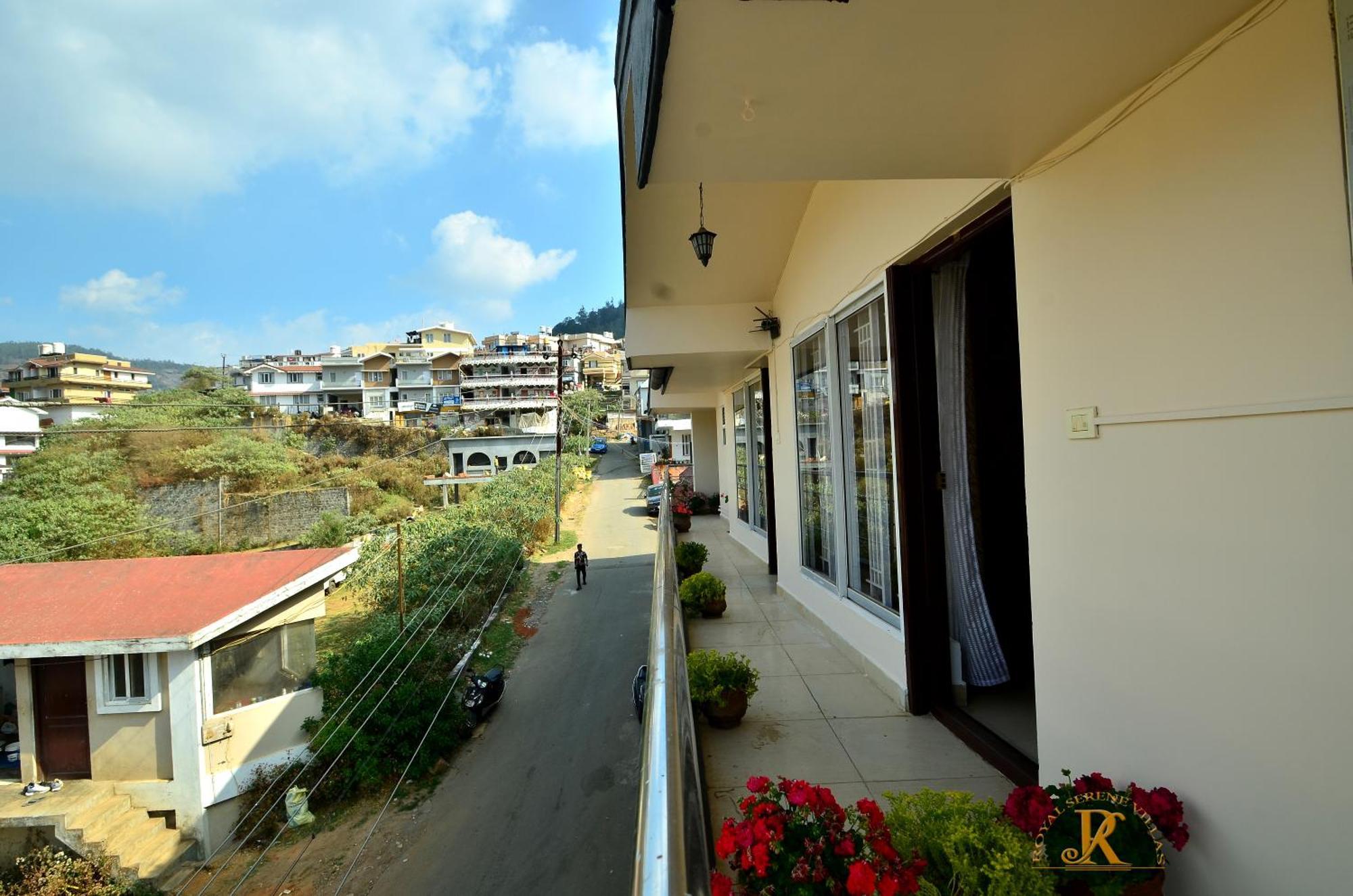 Royal Serene Villas Ooty Exterior photo